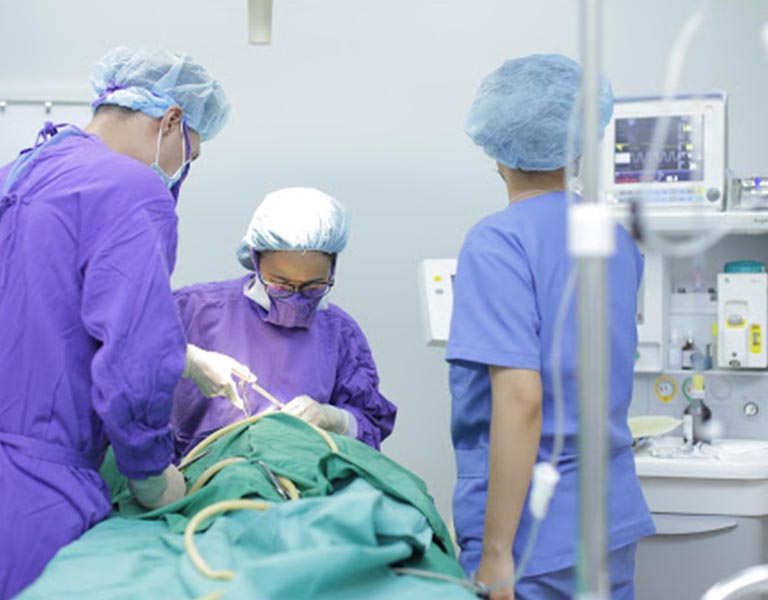 Phẫu thuật là phương pháp được chỉ định với bệnh nhân nặng