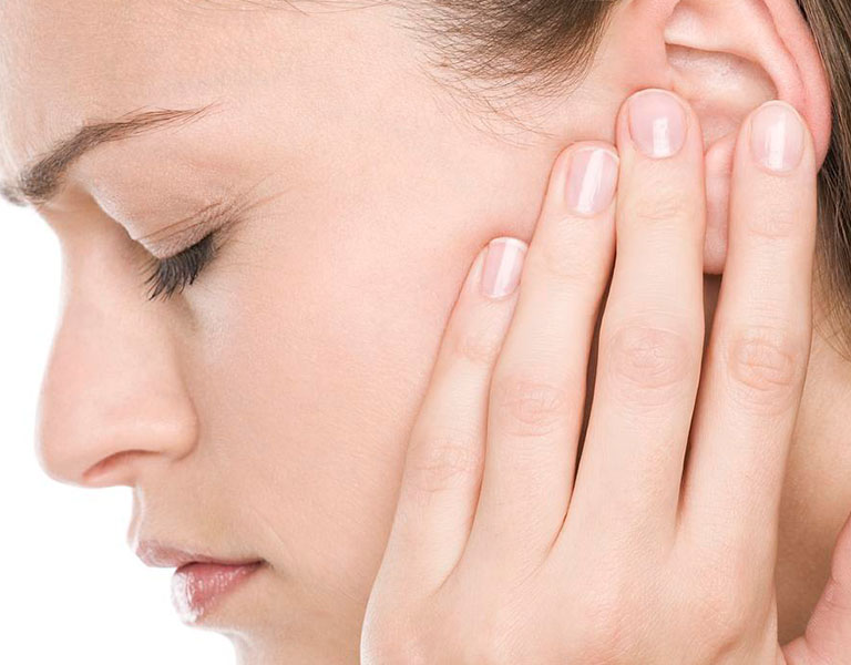Viêm tai giữa ứ dịch là một chứng bệnh xuất phát từ viêm tai khi màng nhĩ đóng kín