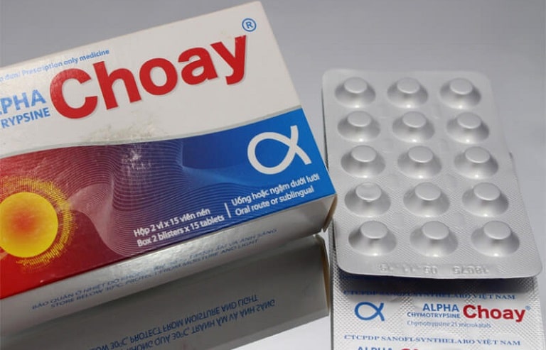 Alphachymotrypsin là thuốc chống phù nề, kháng viêm tại chỗ và dẫn kháng sinh
