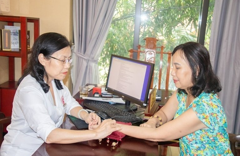 TS.BS Nguyễn Thị Vân Anh đã điều trị thành công cho hàng ngàn người bệnh