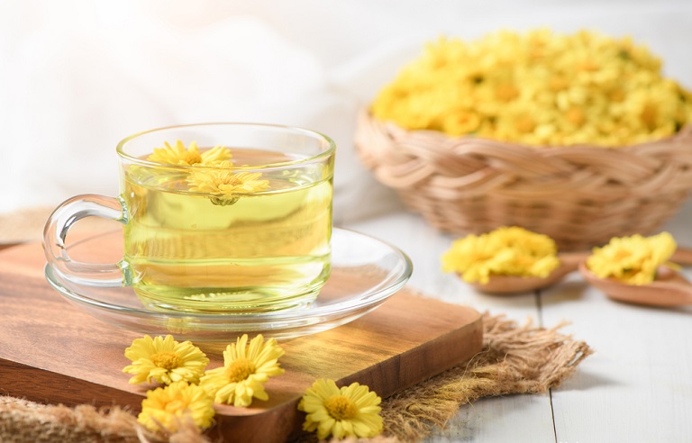 Hỗ trợ chữa viêm hang vị dạ dày từ trà hoa cúc rất tốt cho sức khỏe