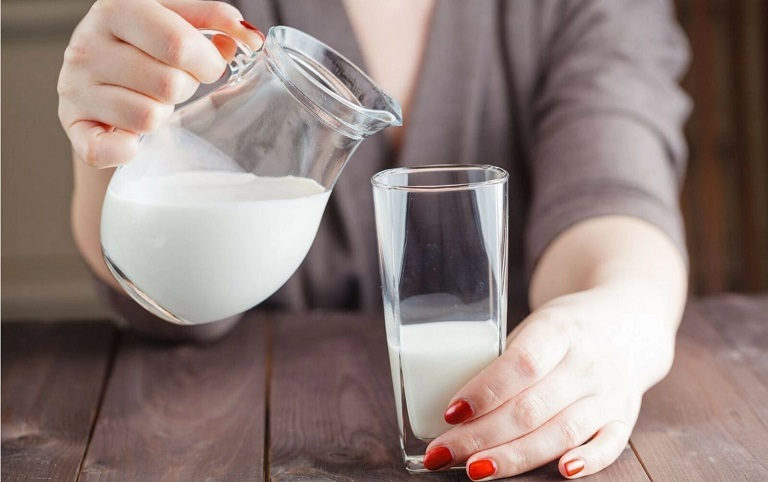 Uống sữa mang đến nhiều lợi ích cho hệ tiêu hóa