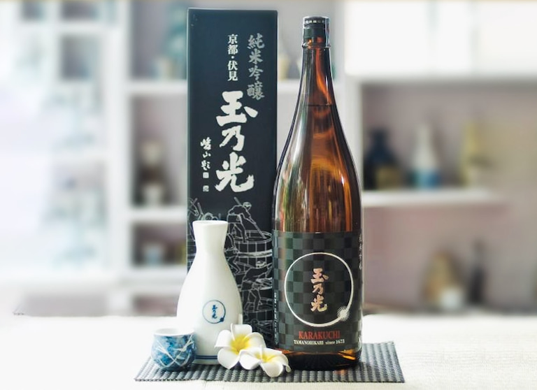 Tamanohikari Junmai Daiginjo Black Label đó là được làm từ 100% gạo Omachi cao cấp tại Nhật