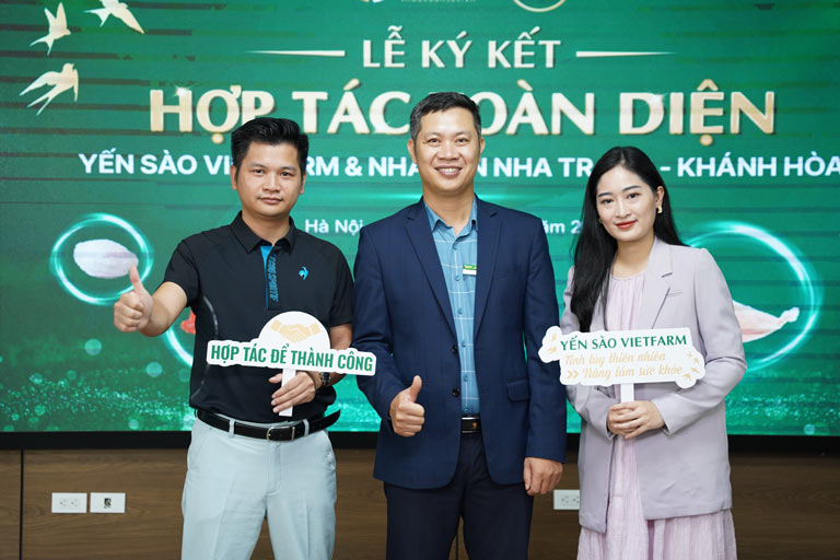 Trung tâm Vietfarm ký kết hợp tác với hệ thống nhà yến Nha Trang